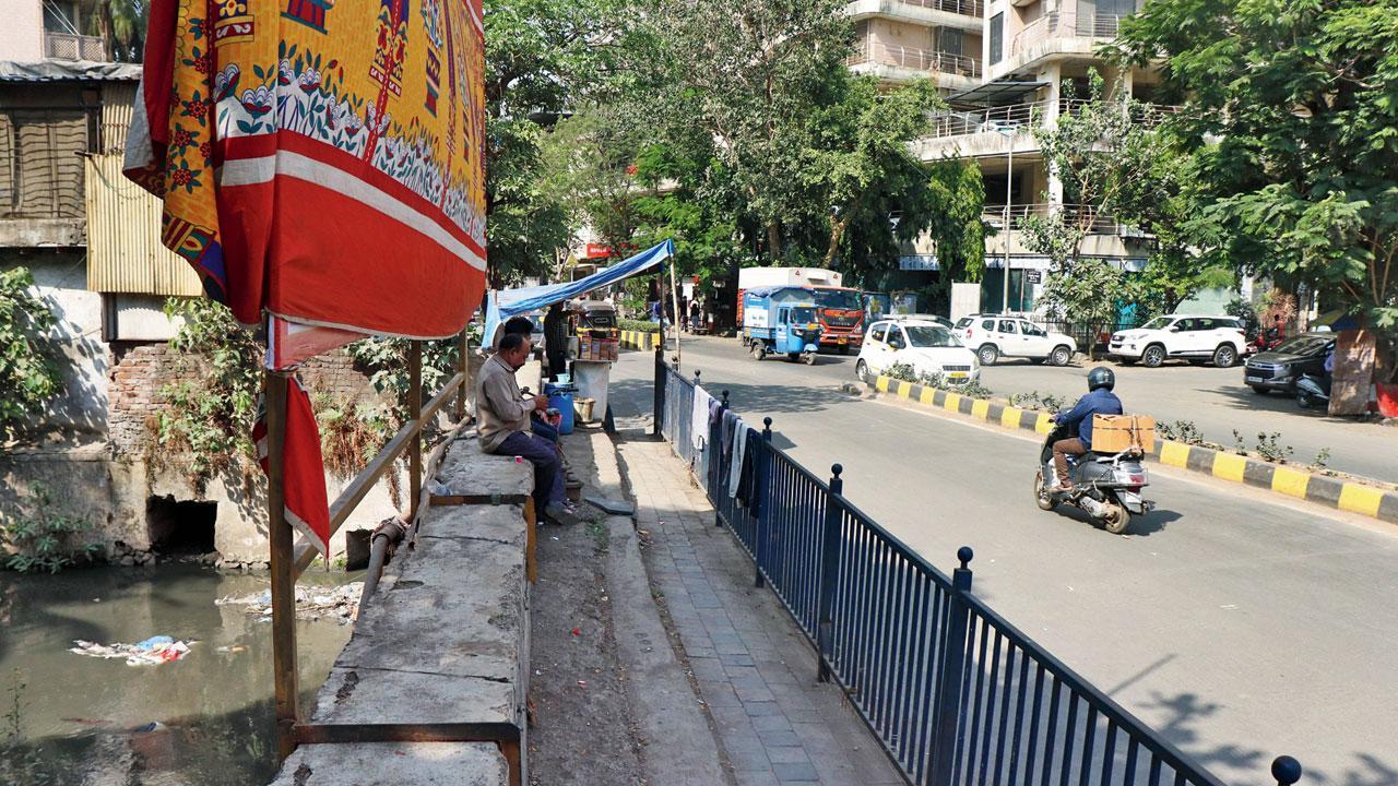 Mumbai: BMC to reconstruct 3 crossings over Mogra nullah
