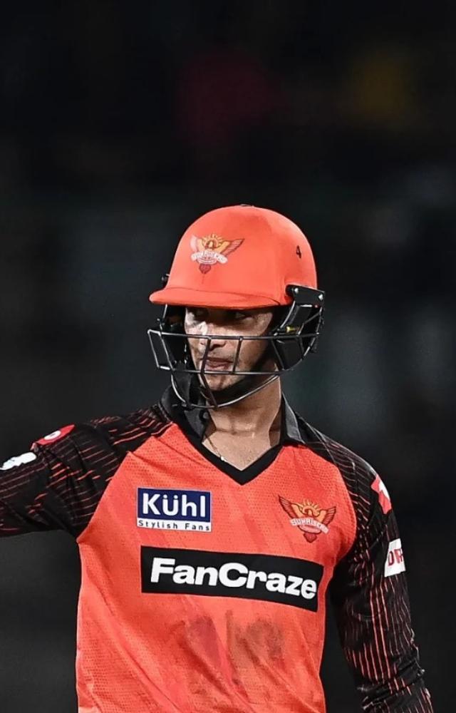 Abhishek Sharma scored 63 runs in just 23 deliveries including 3 fours and 7 sixes. The youngster is now also the fast fifty-scorer for Sunrisers Hyderabad