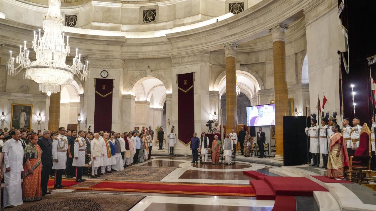 Prime Minister Narendra Modi and other dignitaries were present at the ceremony. Pics/PTI