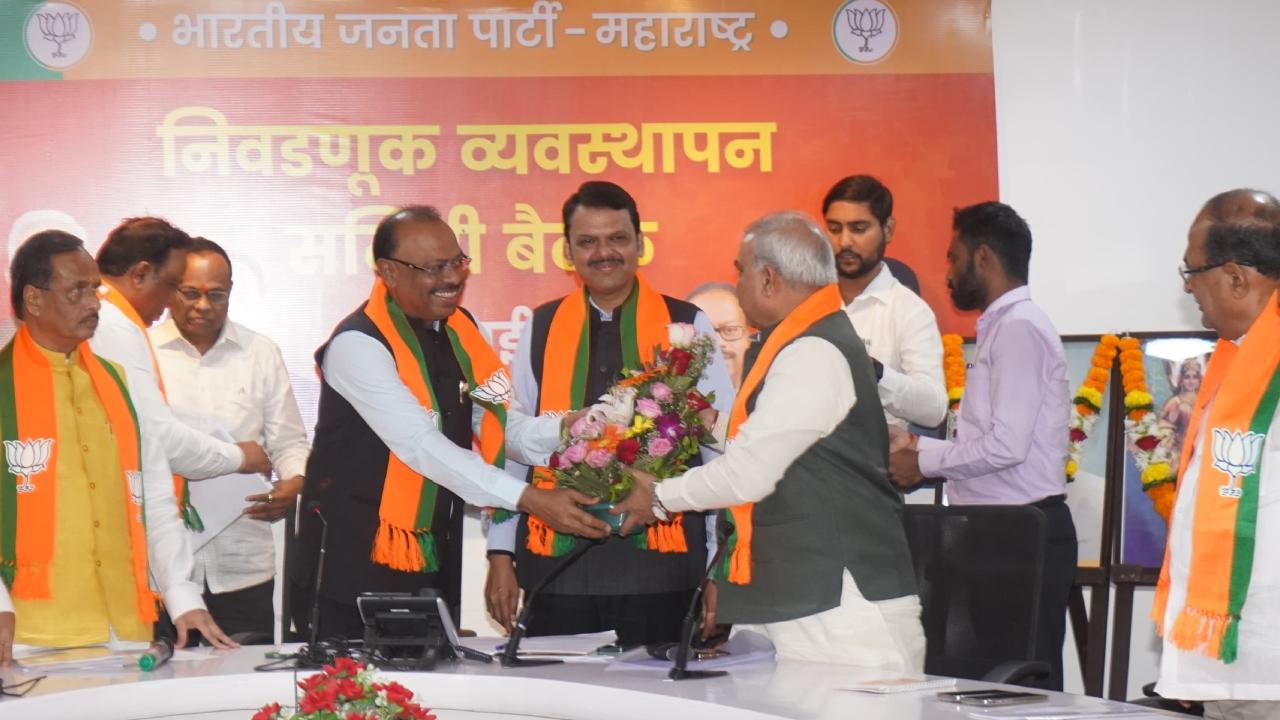 During the two-hour meeting, instructions were given to focus on all the 48 constituencies and win them