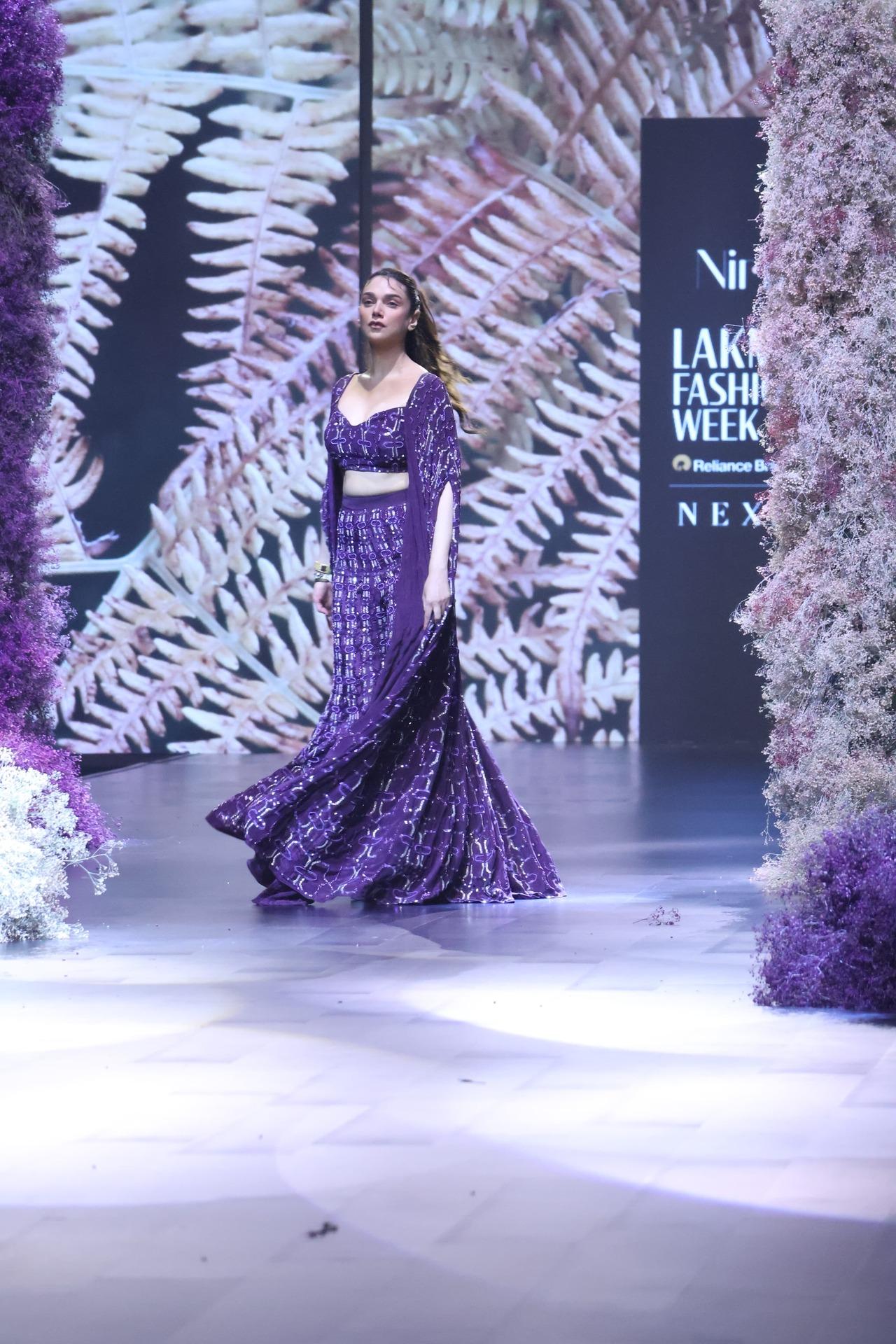 Aditi looked ethereal in a purple co-ord fit that came with an elegant cape