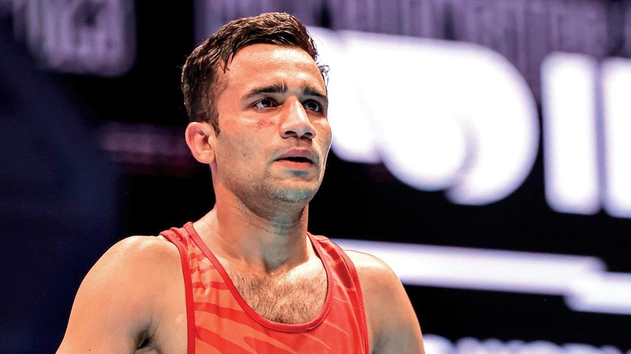 Bhoria goes down fighting at 1st World Oly Boxing Qualifier