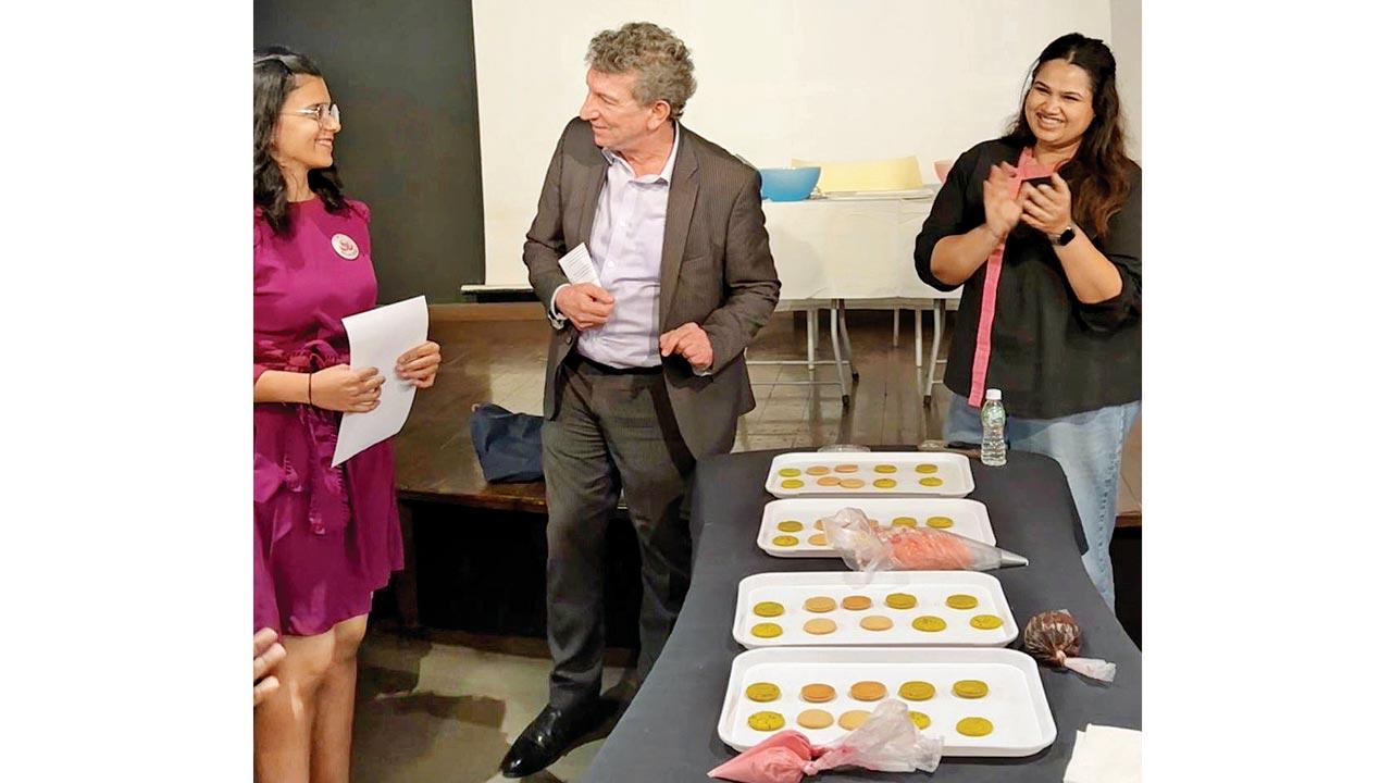 Stephane Doutrelant (centre) and Pooja Dhingra (right) at the workshop 