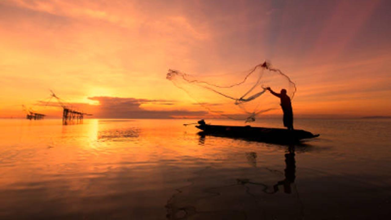 Rameswaram fishermen union in TN protest arrest of 21 fisherfolks by Sri Lankan Navy