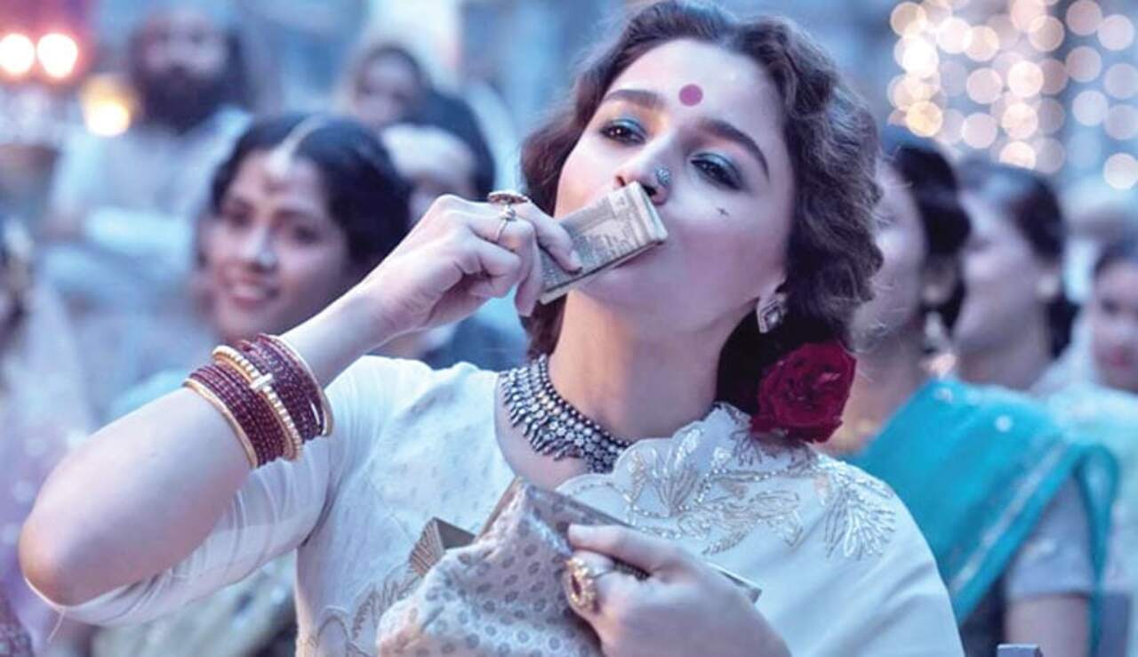 Helmed by Sanjay Leela Bhansali, 'Gangubai Kathiawadi' revolves around a maiden sold by a suitor into prostitution and how she becomes a prominent and celebrated figure in the underworld and Kamathipua red-light district. Alia's stellar performance in the film helped her bag the National Film Award for Best Actress. 