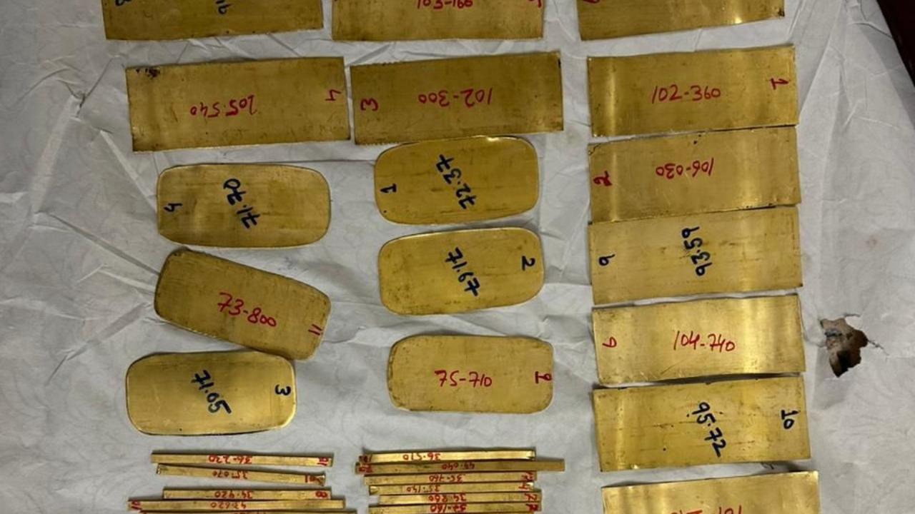DRI busts gold smuggling syndicate, seizes over 16 kg gold and Rs 2.65 cr cash