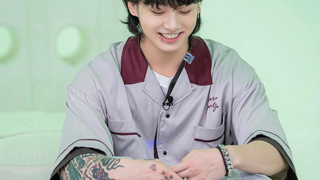 Also, Jungkook had a golden-coloured eye tattoo which right below his elbow. He reportedly later replaced it with 'BULLETPROOF' lettering. He recently revealed that his favourite tattoos are the tiger lilies which represent his birth flowers.