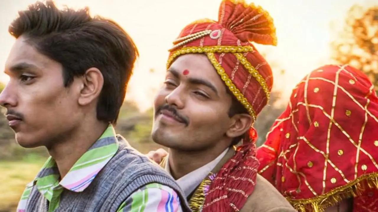 Laapataa Ladies Box office: According to reports by trade analyst Taran Adarsh, the film has managed to earn about 1.02 crore, on day 1, in the Indian market. Read More