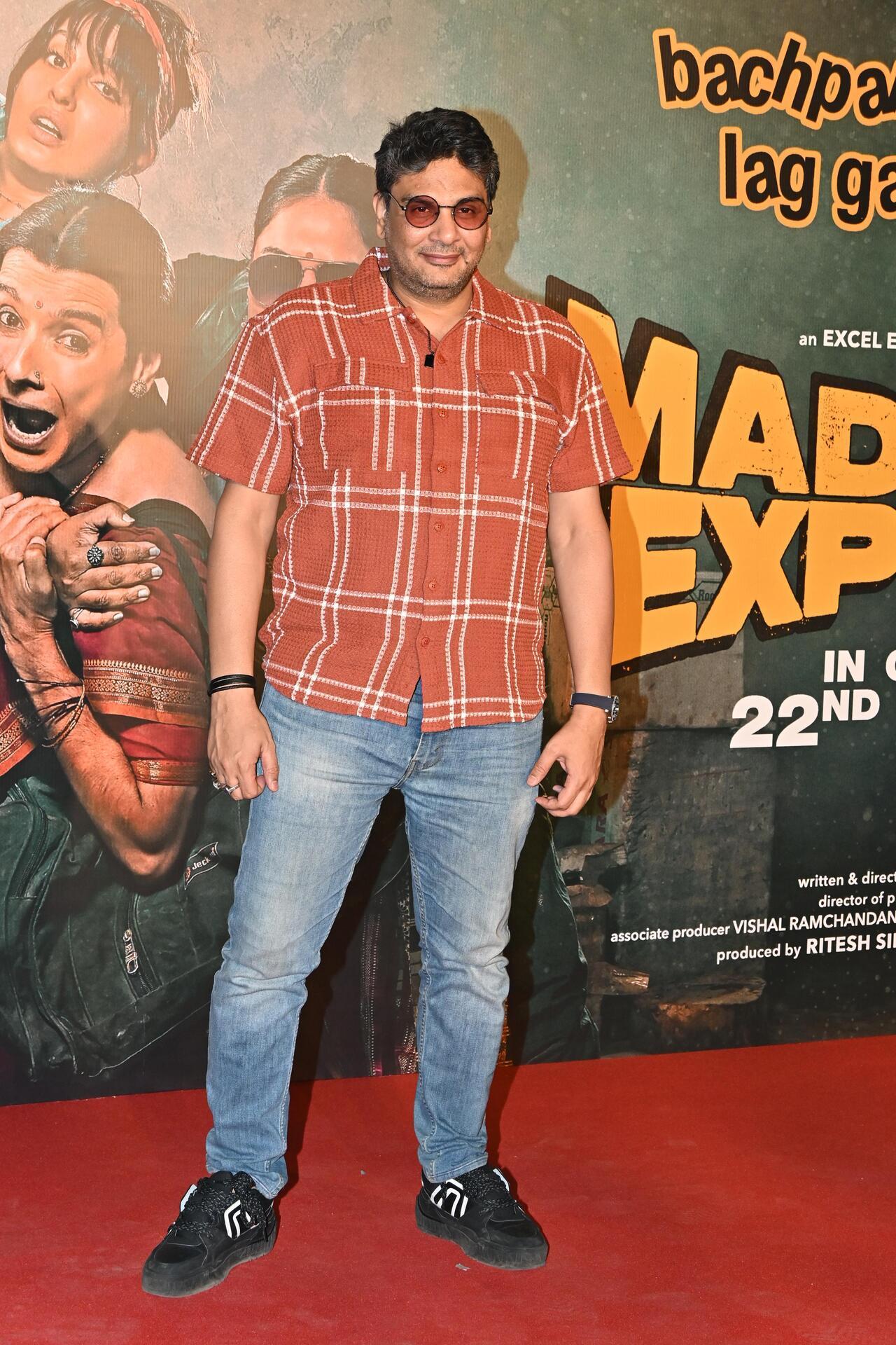 Mukesh Chhabra was also snapped at the red carpet