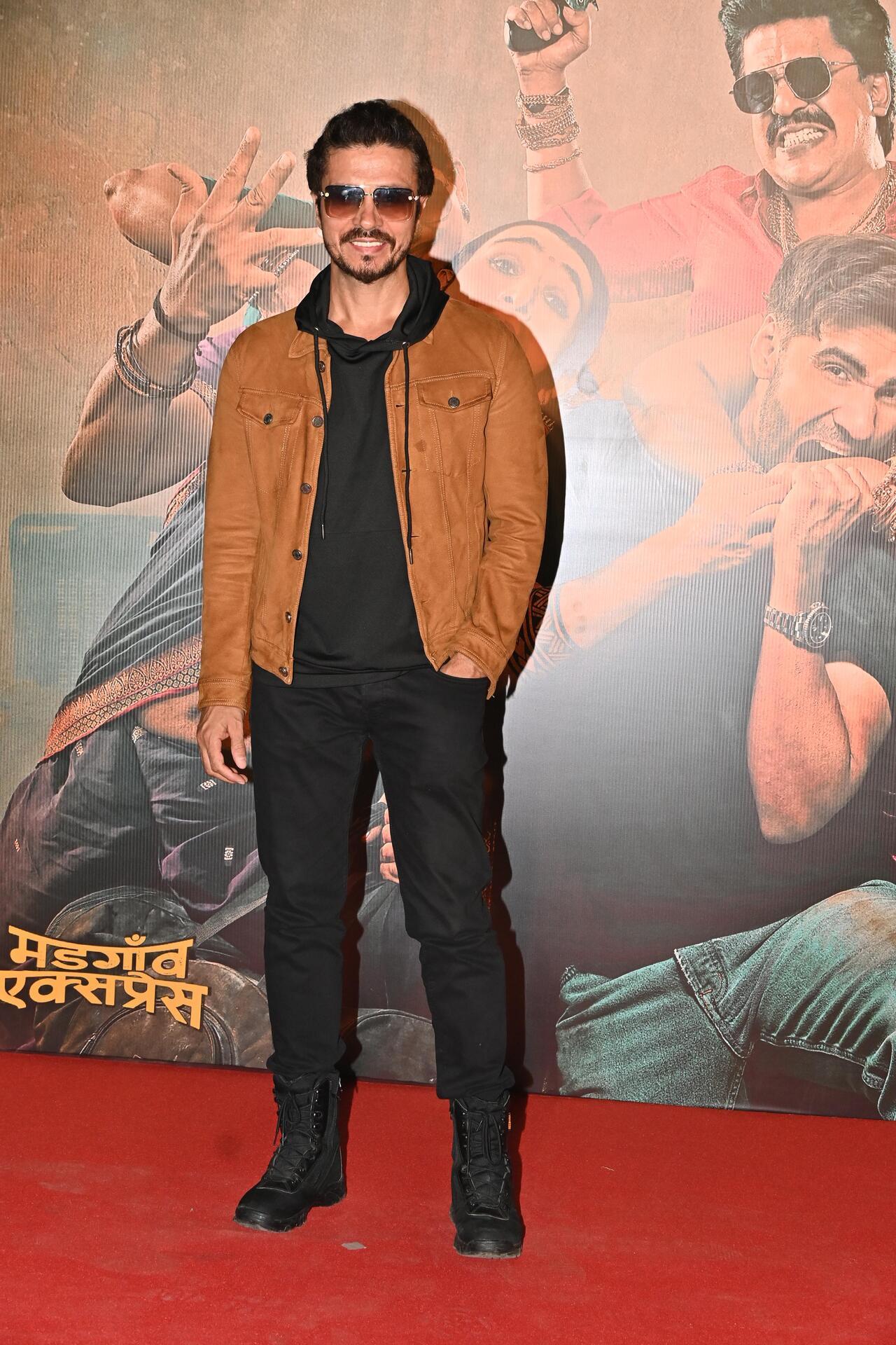 Darshan Kumar was clicked as he came to watch Kunal Kemmu's directorial debut