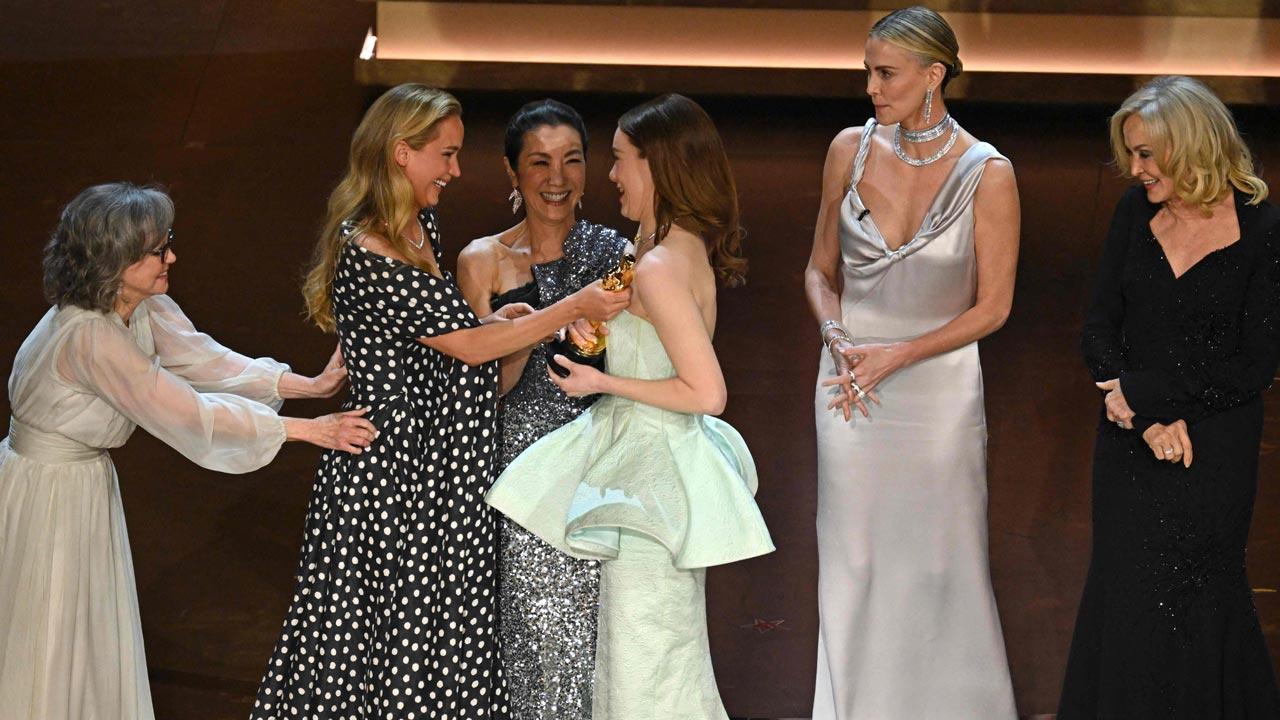 Michelle Yeoh clears air on Oscars stage confusion between her and Emma Stone