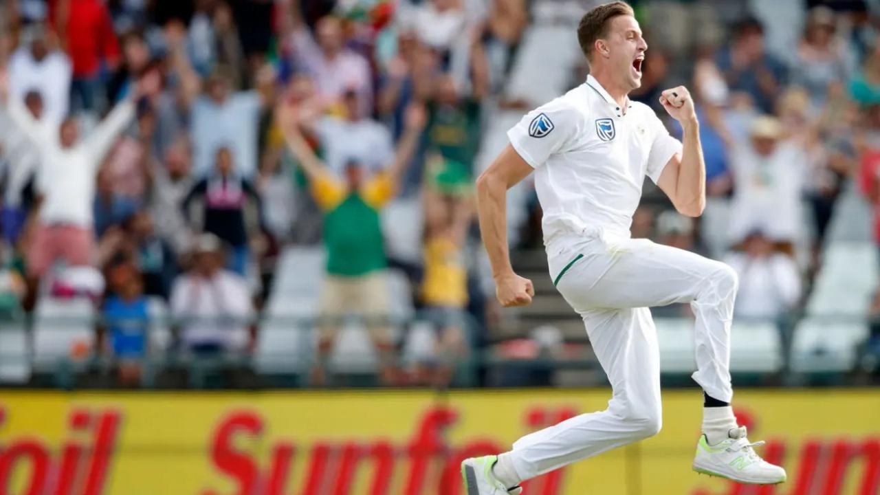 Morne Morkel
Morne Morkel is the fifth player on the list to score the most runs without registering a single half-century in tests. He made 86 test appearances for South Africa in which he scored 944 runs. He also has 309 test wickets to his name