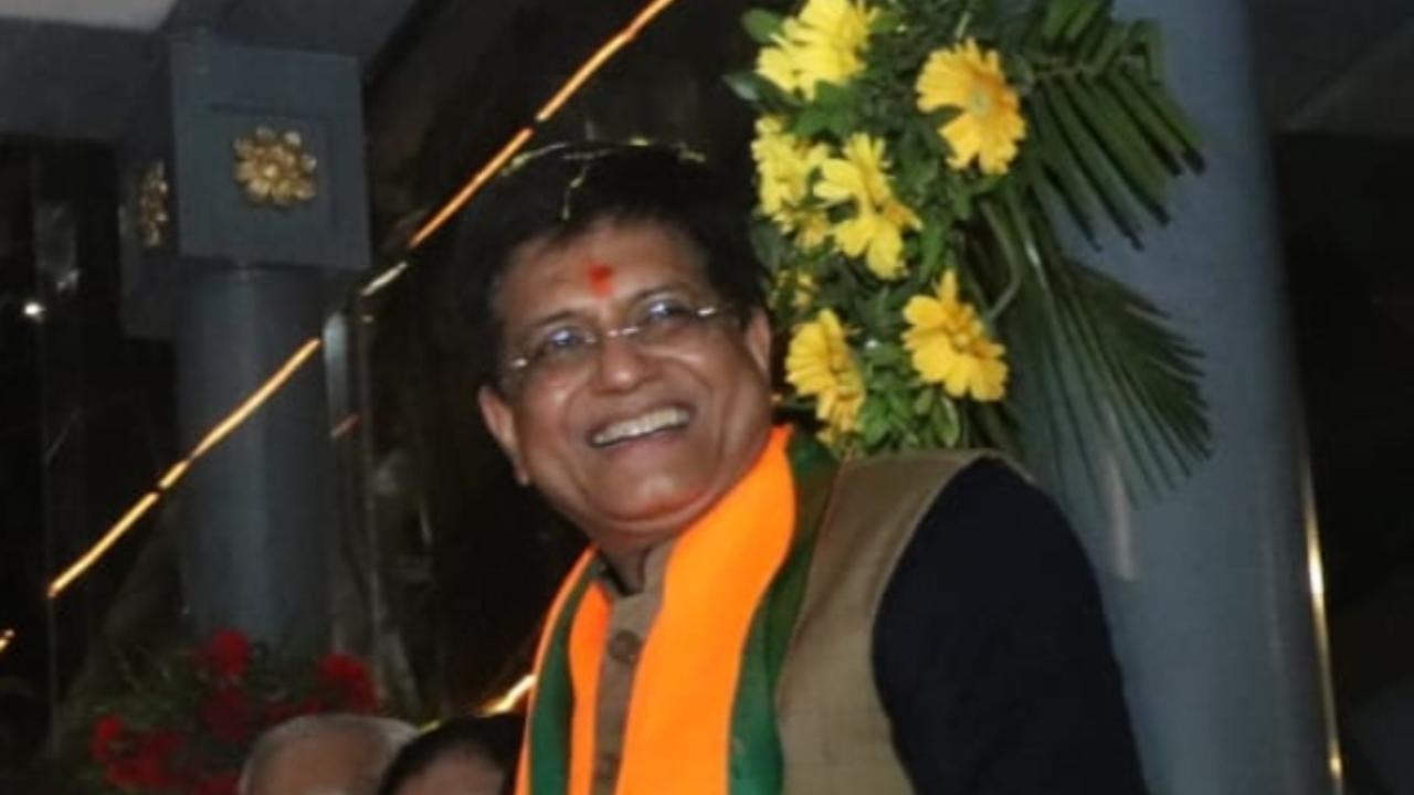 Piyush Goyal attacks Thackerays for 'anti-development agenda'