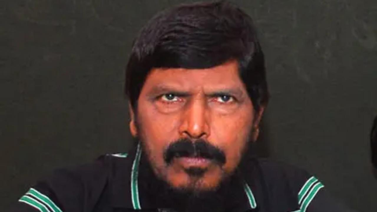 Car carrying Ramdas Athawale, his wife meets with accident; both unhurt