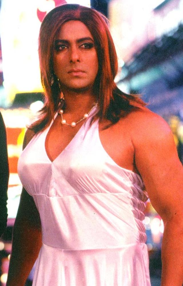 Salman Khan stole the show when he dressed up like a woman despite his chiselled body in the film `Jaan-E-Mann`.
