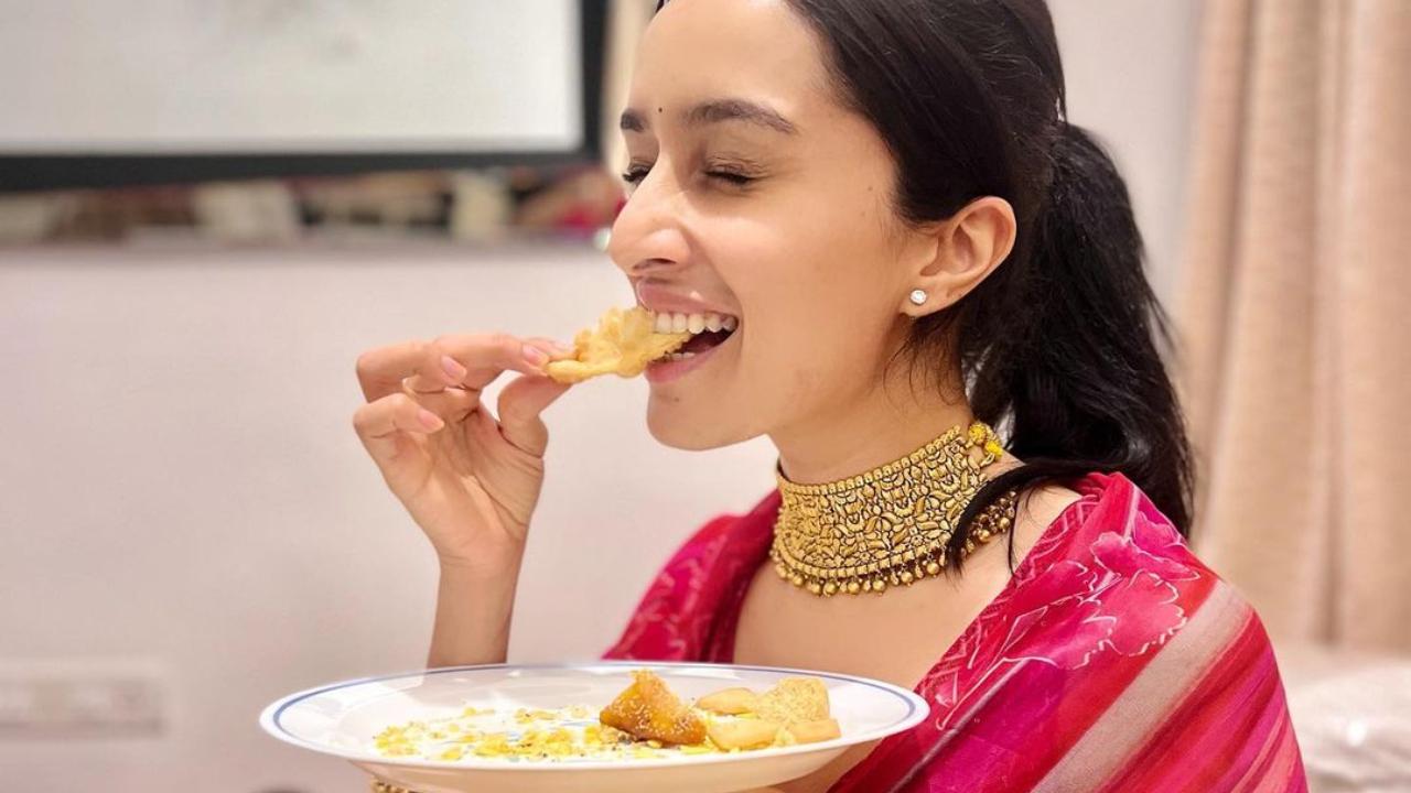 Shraddha loves to gorge on homemade Diwali snacks.