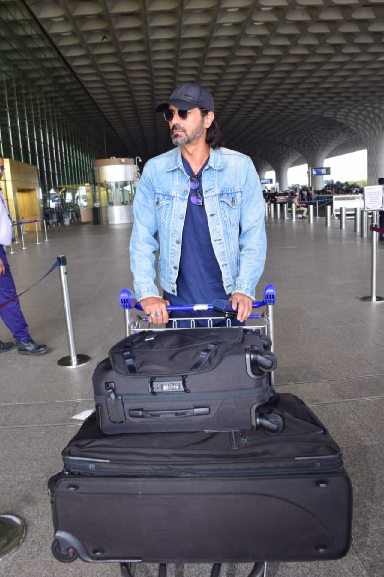 Arjun Rampal spotted at the Mumbai airport