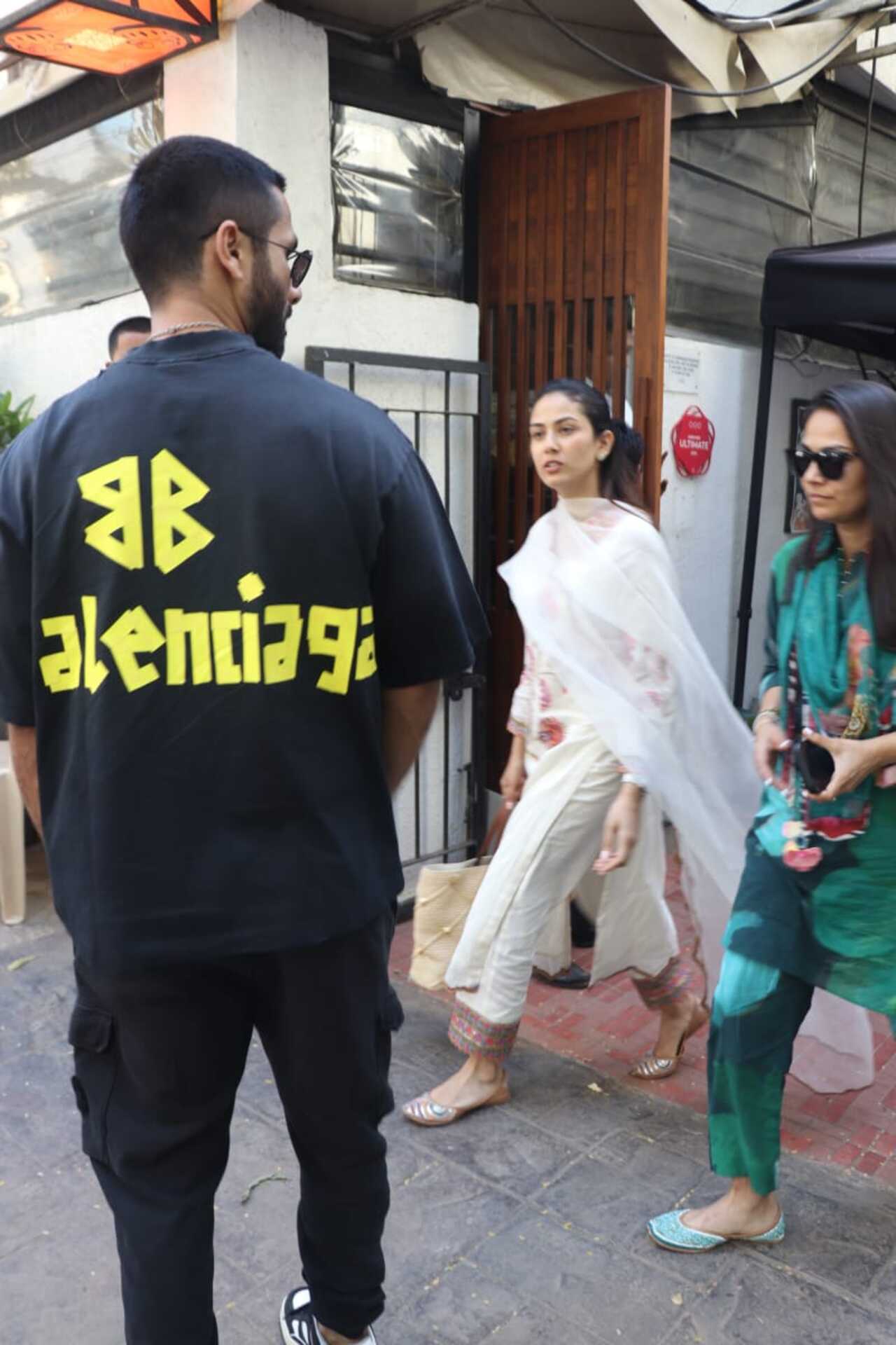 Shahid and his wife Mira Kapoor were spotted at a restaurant in the city