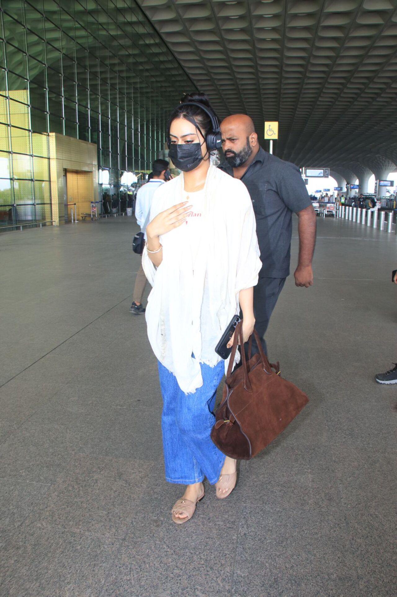 Nysa Devgn was spotted leaving the city from the airport