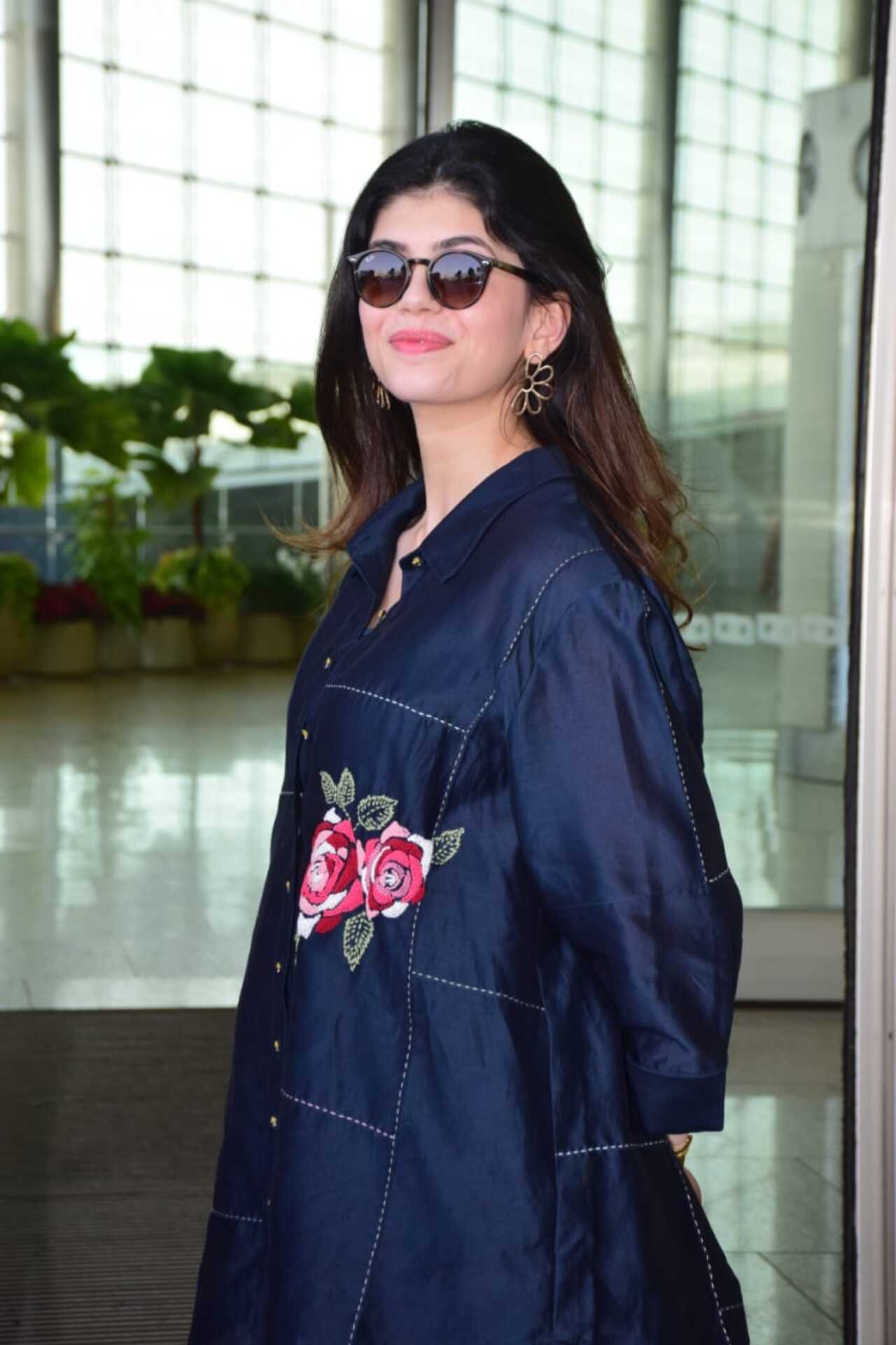 Sanjana Sanghi looked gorgeous as she got snapped at the airport