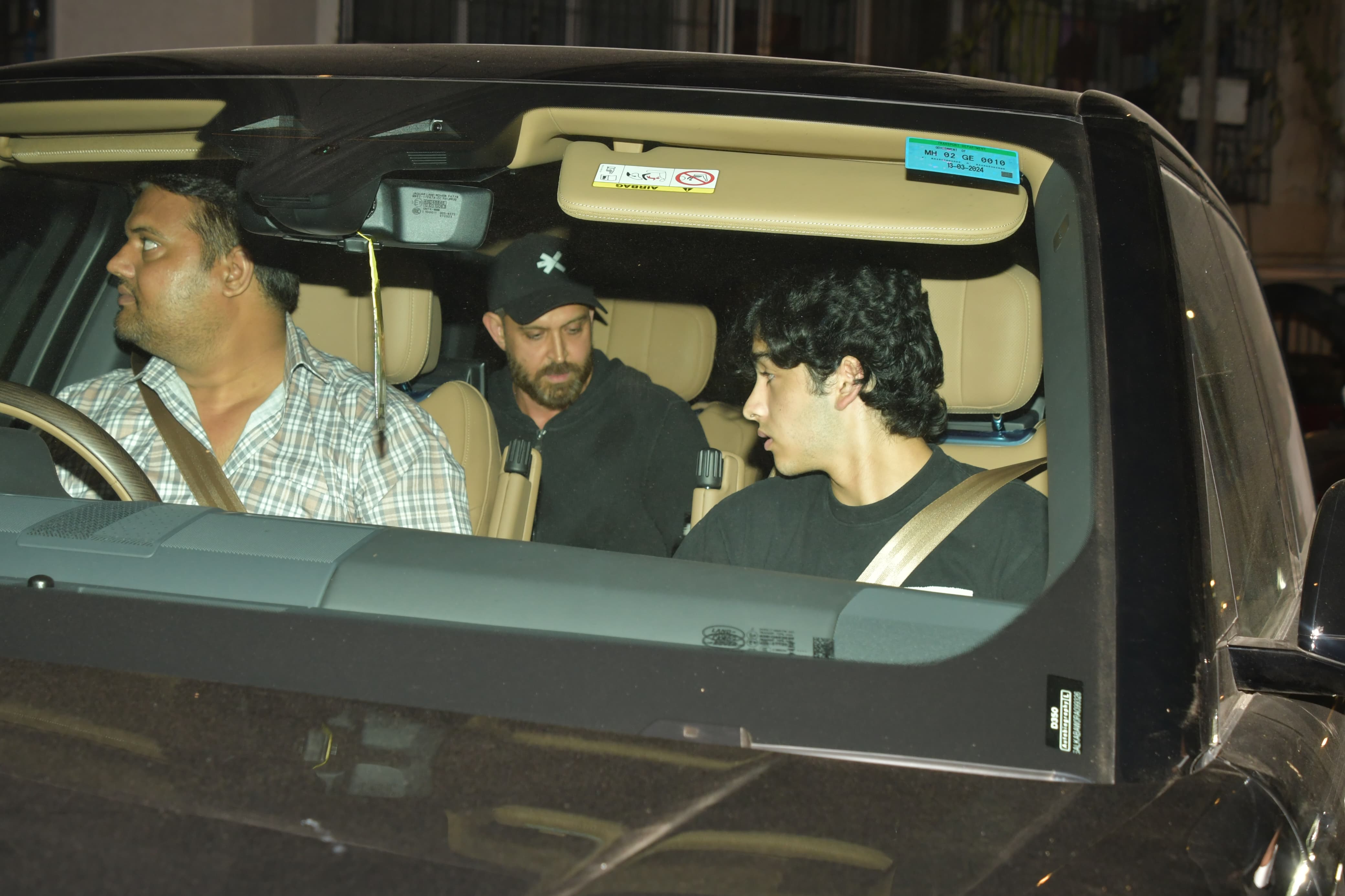 Hrithik was present in the car alongside his son. The duo seemed engaged in intense conversation as they navigated the road