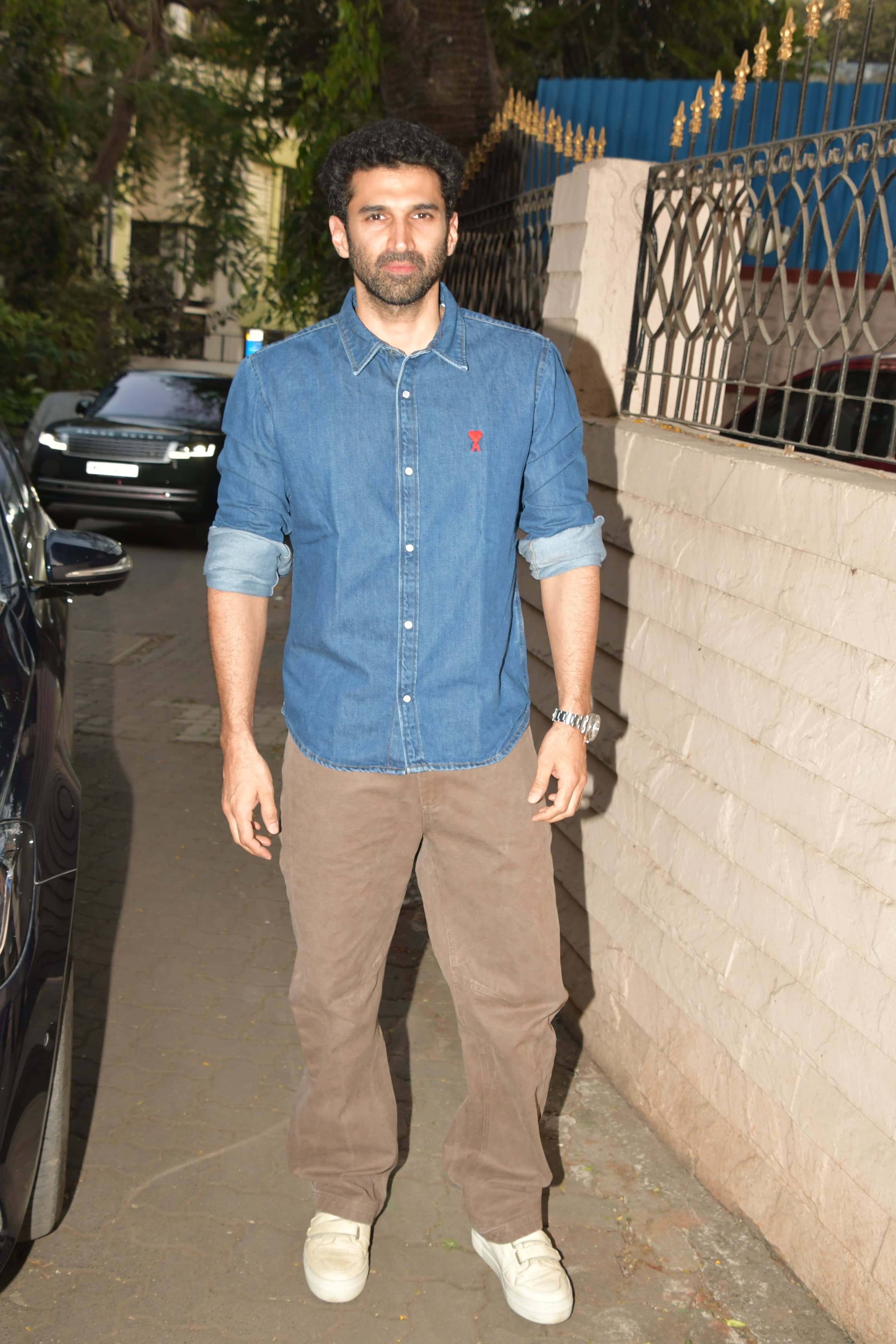 Ananya Panday's rumoured boyfriend Aditya Roy Kapur arrived at the house to take part in the festivities