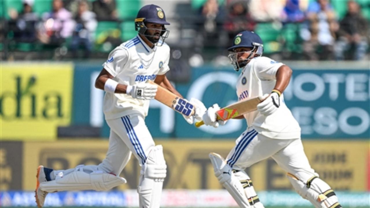IND vs ENG 5th Test: Sarfaraz scores fifty as India reach 376 for 3 at tea