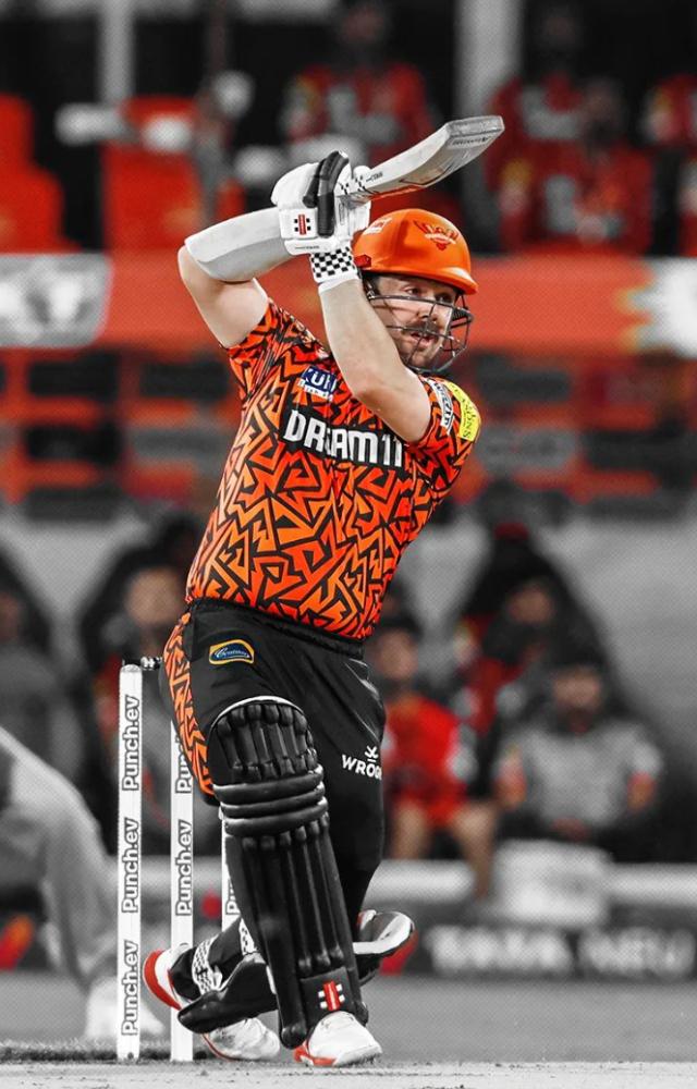 Travis Head also accumulated 62 runs off just 24 balls. The left-hander also smashed 9 fours and 3 sixes against Mumbai Indians