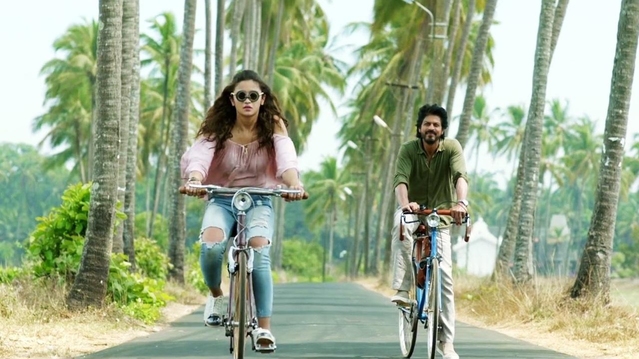Alia Bhatt's film 'Dear Zindagi' directed by Gauri Shinde is a thoughtful tale of a young professional dealing with mental health issues. The film also sees Shah Rukh Khan in a special role. The film managed to earn Rs 68.16 cr lifetime in India
