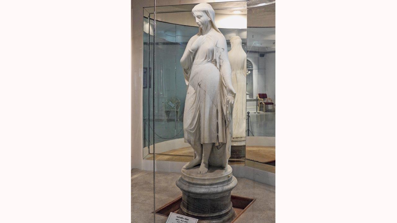 Veiled Rebecca at the Salar Jung Museum