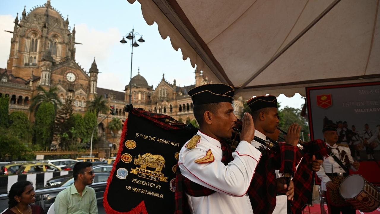IN PHOTOS: 15th Battalion Assam Regiment's pipe band dazzles at outside CSMT