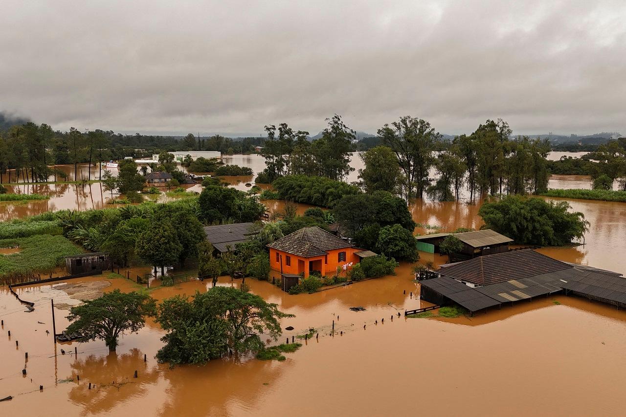 In Brazil, El Niño has historically caused droughts in the north and intense rainfall in the south