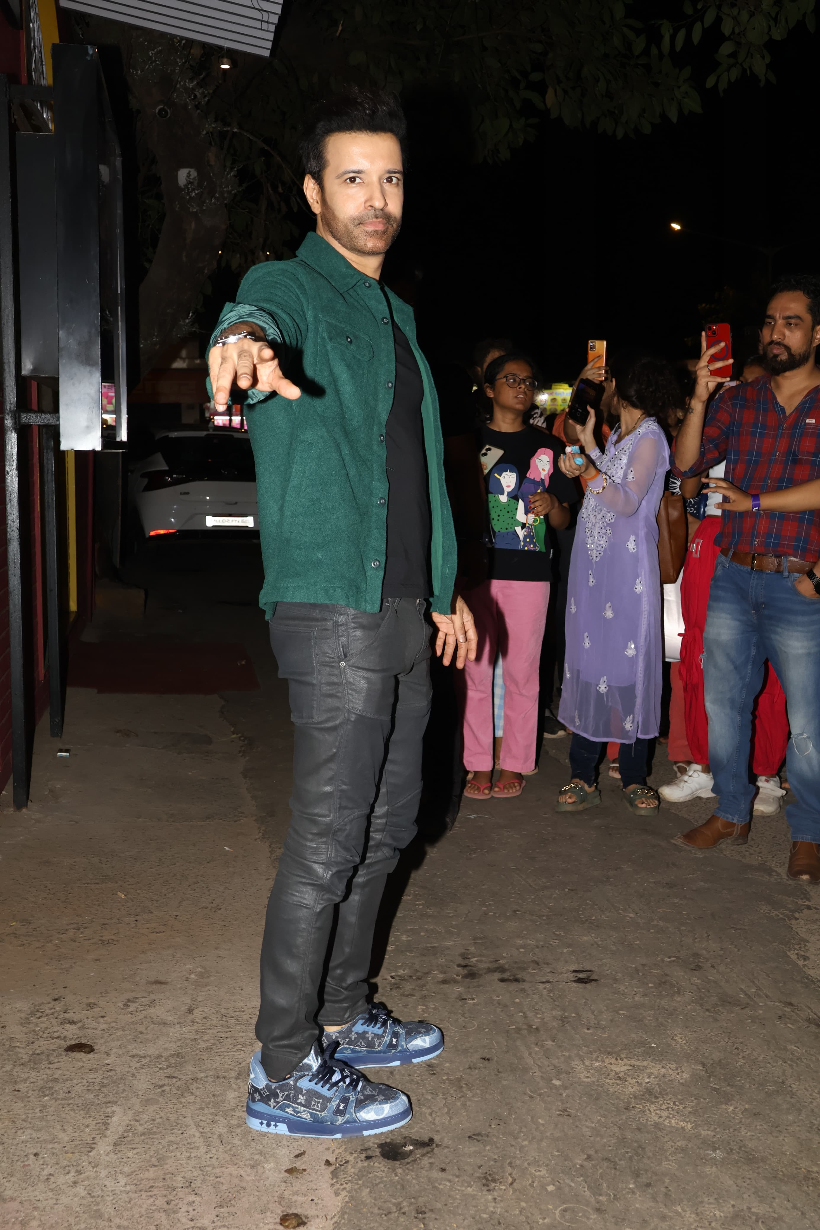 Aamir Ali, who is a close friend of Rupali Ganguly, attended the star-studded birthday bash of Anupamaa actress