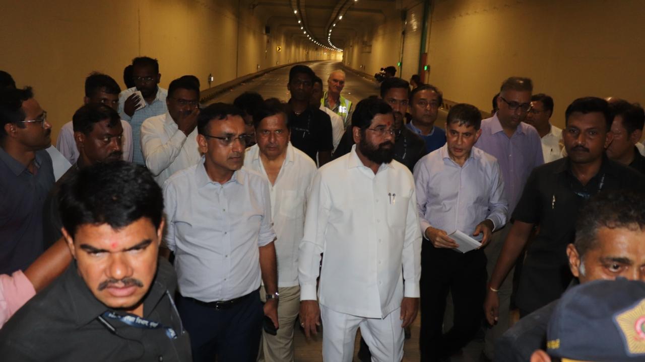 CM Shinde also inspected a leakage at the southbound tunnel at Marine Drive end, which is a part of the first phase of the coastal road inaugurated in March