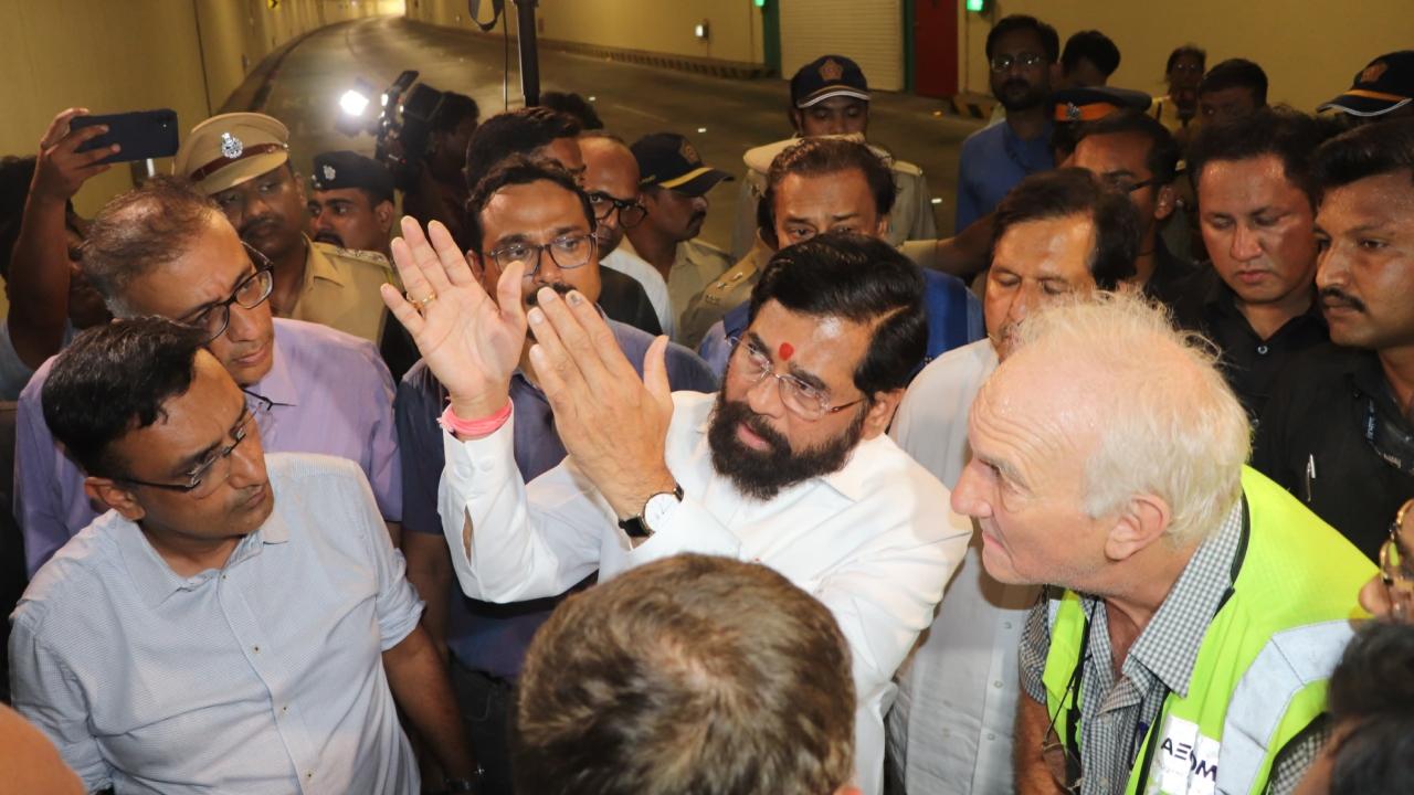 Talking to reporters after the inspection, the chief minister said there were leakages in two to three expansion joints of the coastal road, and they will be plugged using polymer grouting