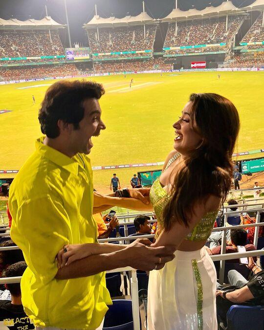 Janhvi shared a few pictures showcasing their sweet moments from the stadium