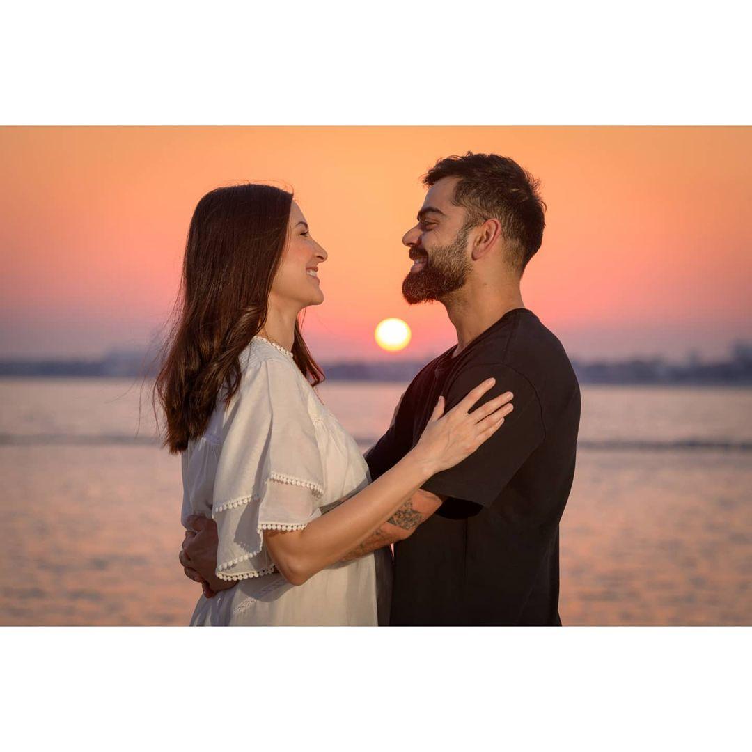 These two cuties, Virat Kohli and Anushka throw major couple goals in this picture
