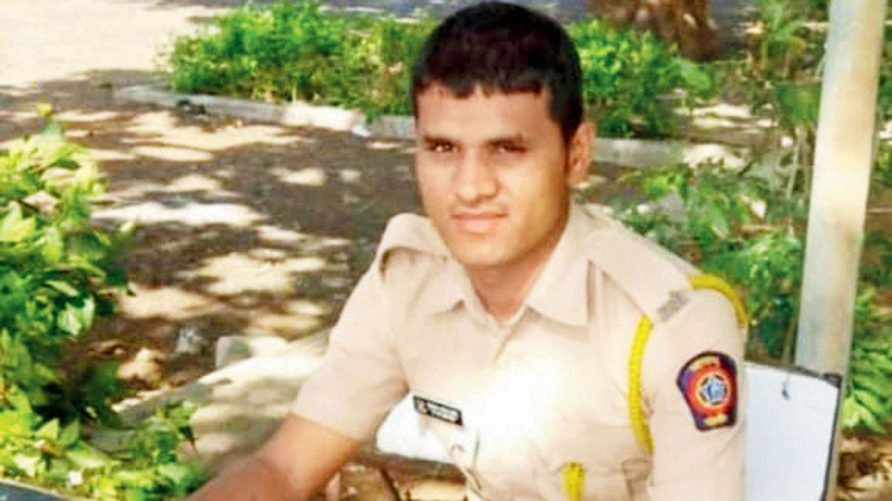Mumbai: Constable who claimed he was poisoned by gang, dies of alcoholism