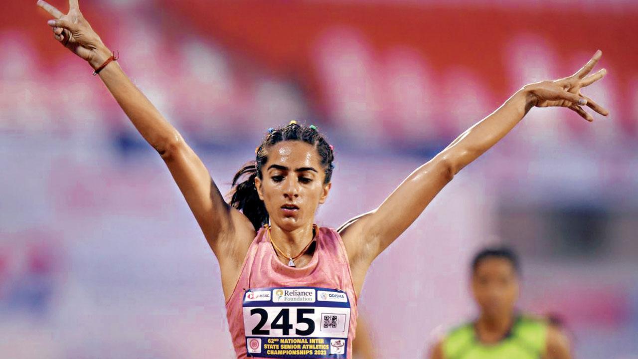 Deeksha sets 1500m NR in LA; Sable finishes 2nd in 5000m