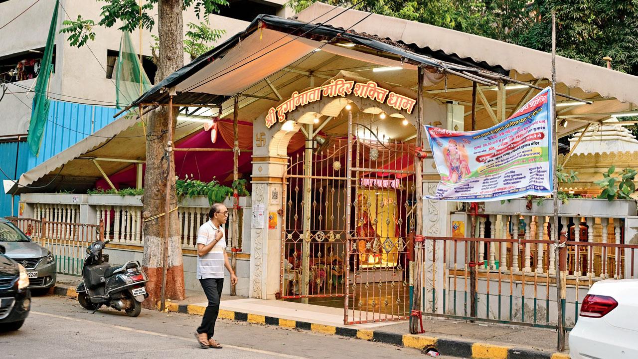 The Durga Mata Mandir near Dalmia College in Malad, one of the spots where Shantabai Kurade used to beg for alms. Pic/Shadab Khan