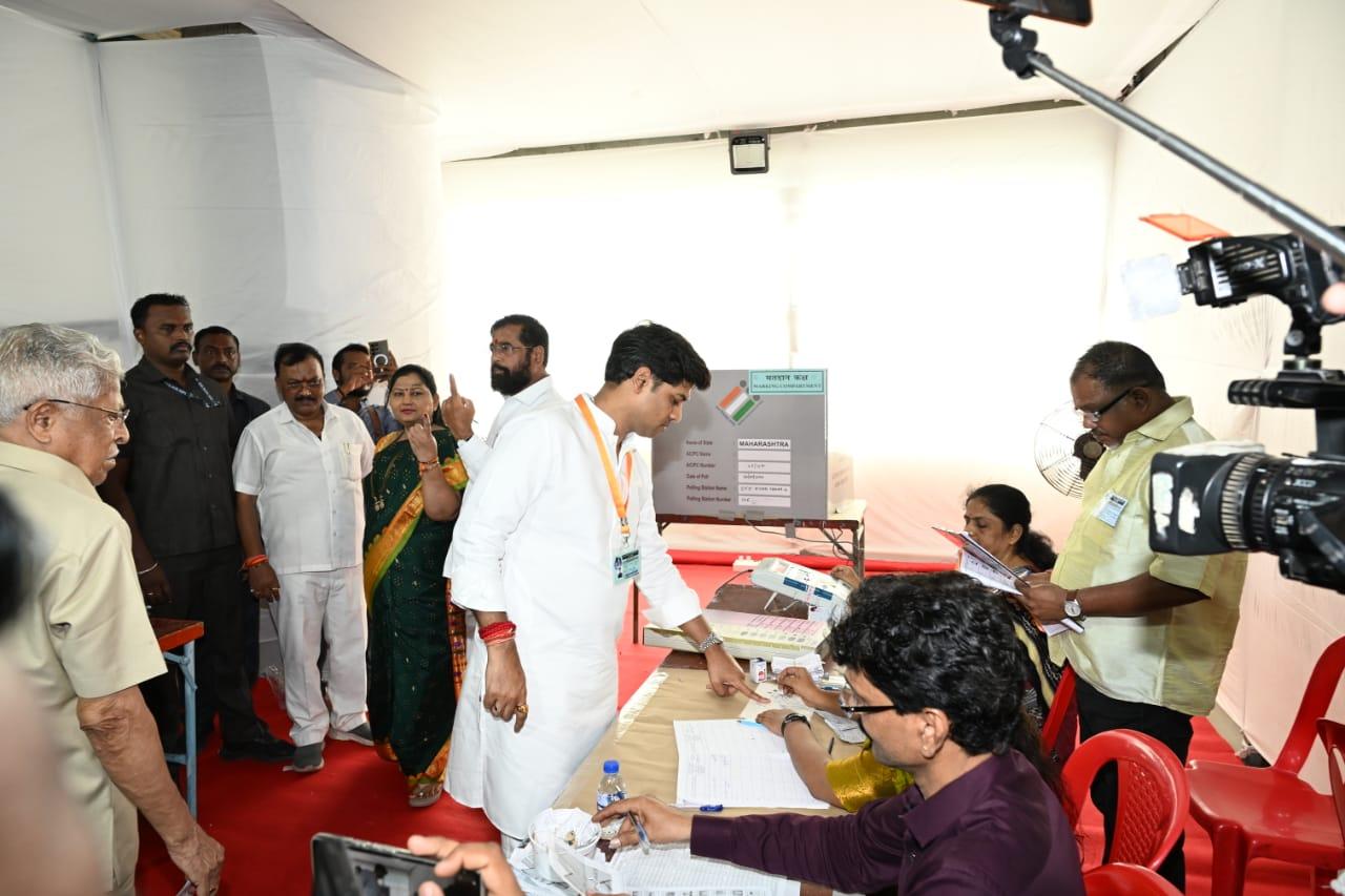 He also lashed out at the Congress. 