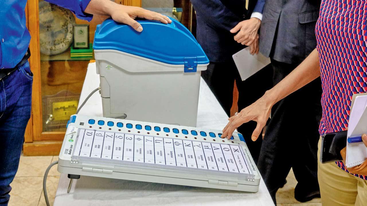 Man tries to set EVM on fire at polling station in Madha constituency