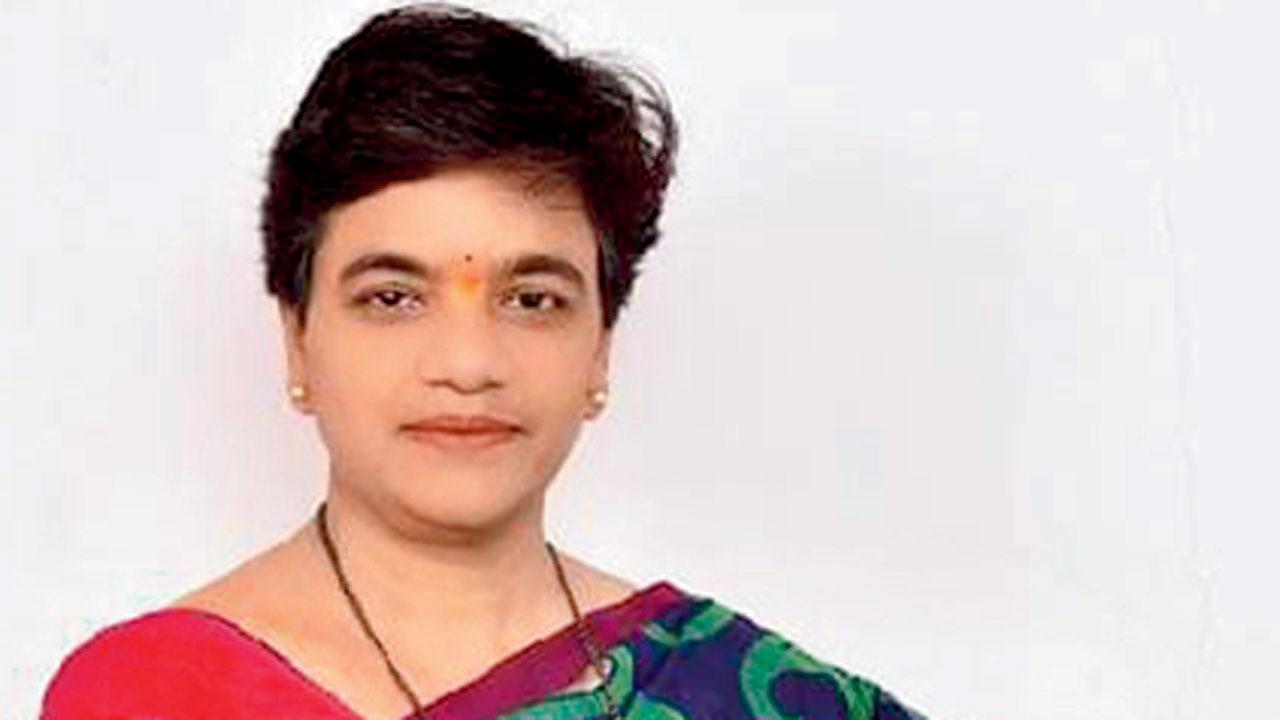 Vaishali Darekar, Shiv Sena (UBT)