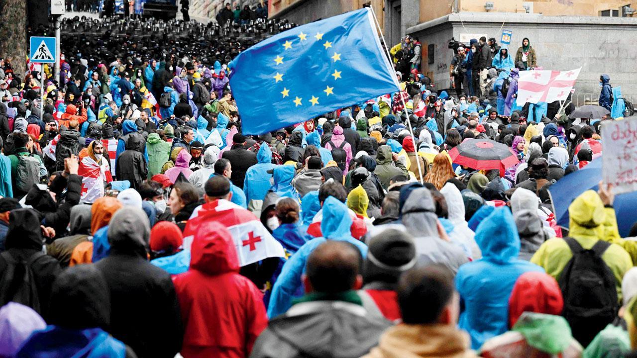 Thousands protest in Georgia over ‘Russia-style’ law