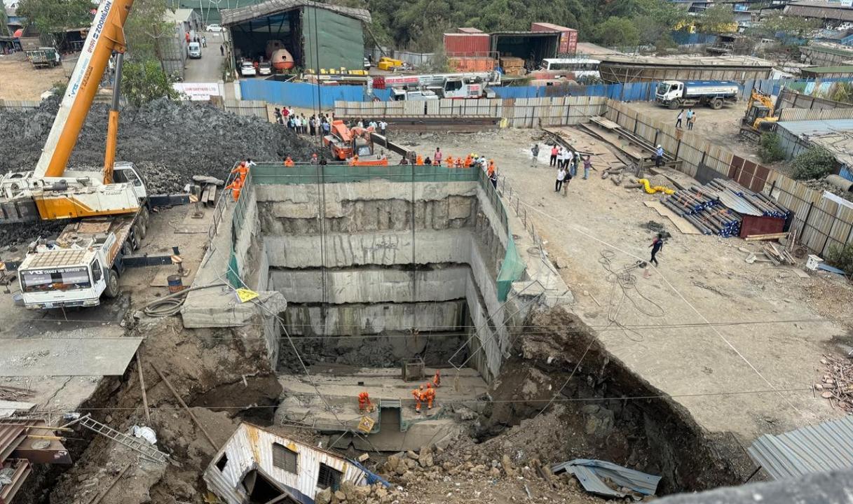 Mumbai: NDRF launches rescue operation to save JCB driver trapped near Versova bridge
