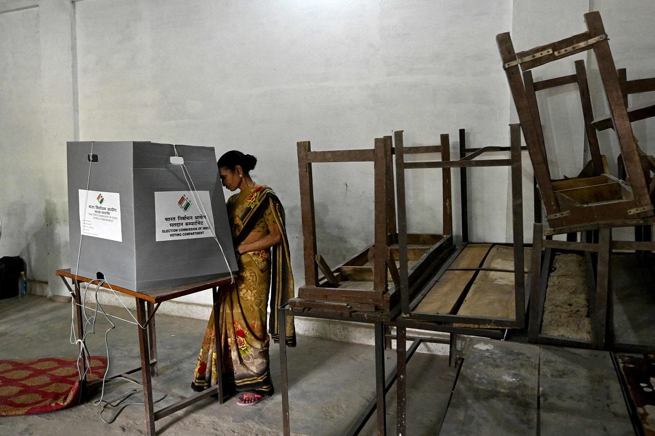 Sporadic incidents of violence marred the third phase of Lok Sabha polls in four constituencies in West Bengal as TMC, BJP and Congress workers clashed with each other in various parts of Murshidabad and Jangipur seats