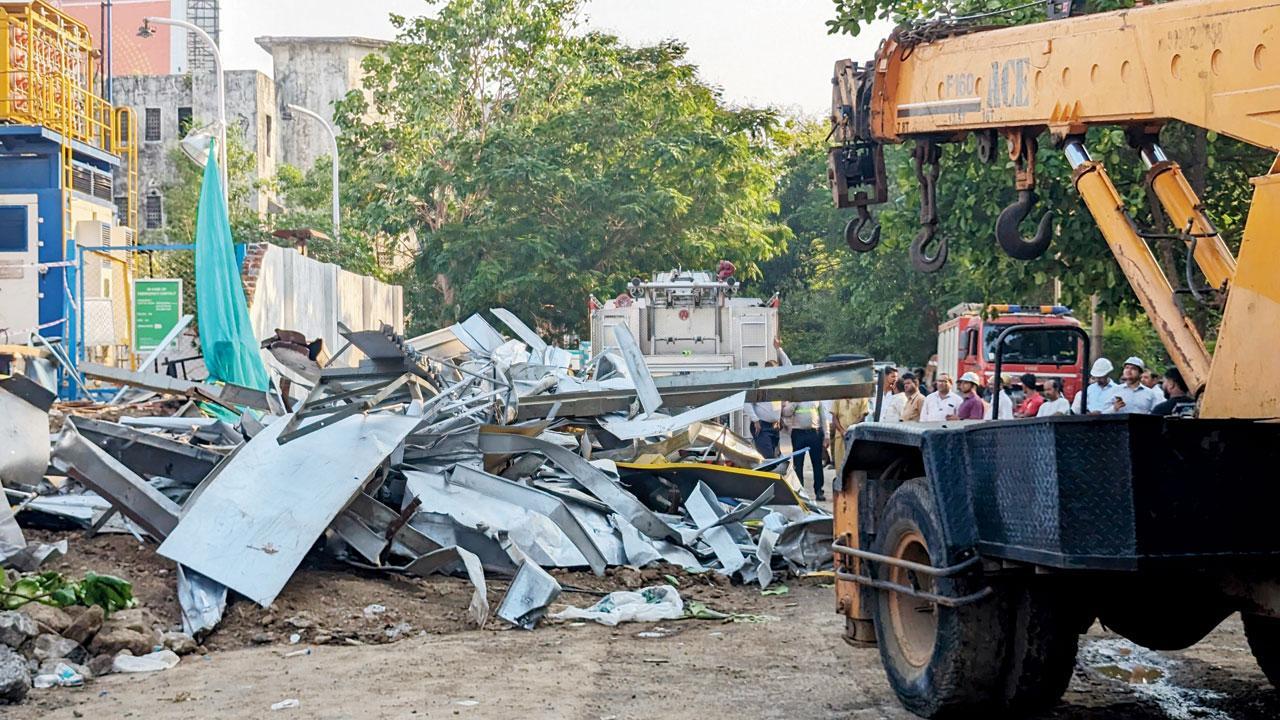 Ghatkopar hoarding collapse: Why the delay in clearing crash site?