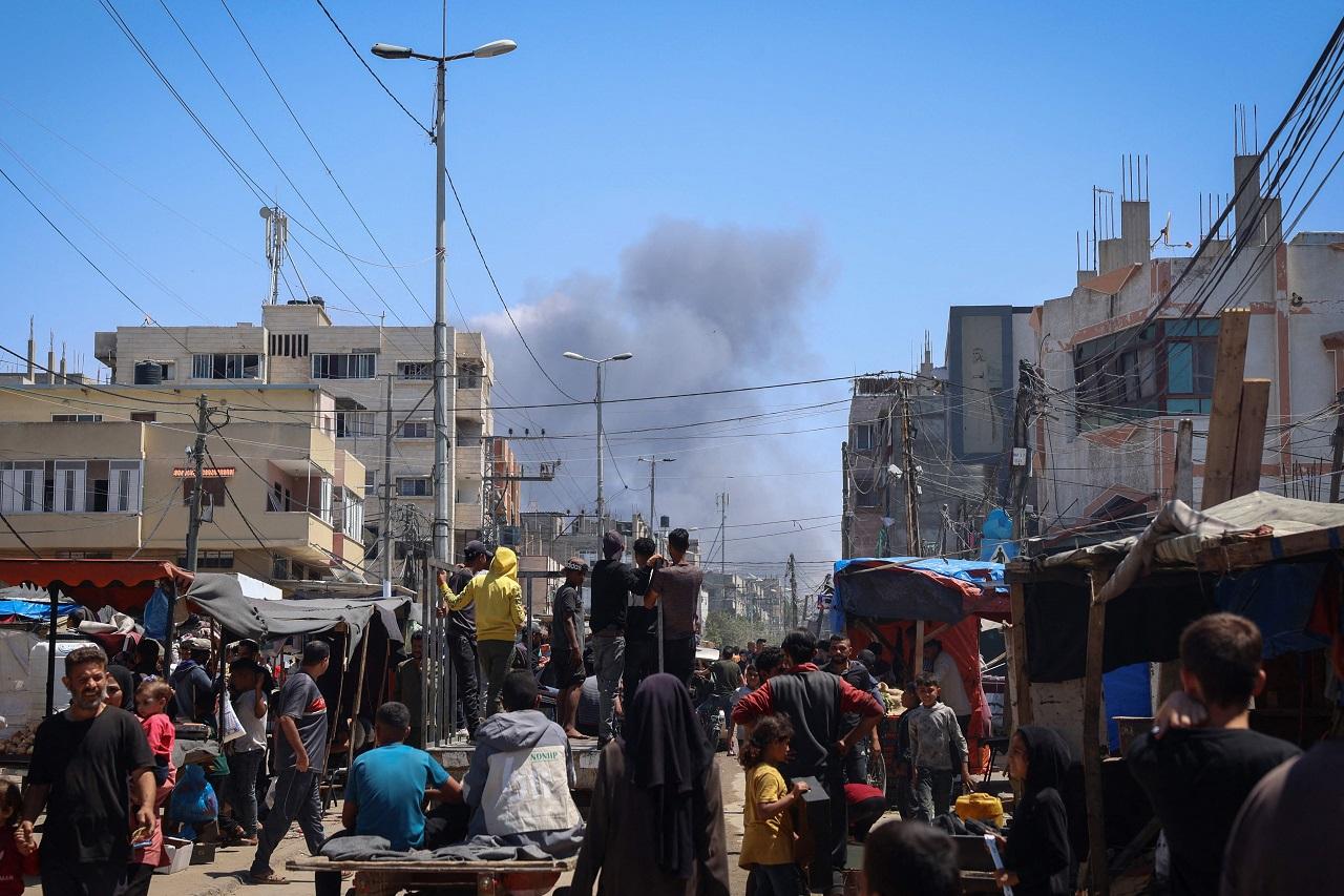 Amid mounting airstrikes, the Israeli Prime Minister's Office reaffirmed on Monday the continuation of military operations in Rafah to 