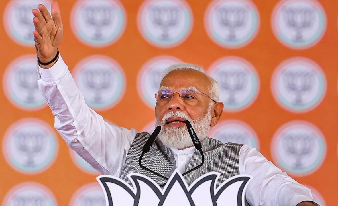 Congress trying to divide Hindus for appeasement politics, says PM Modi in Guj