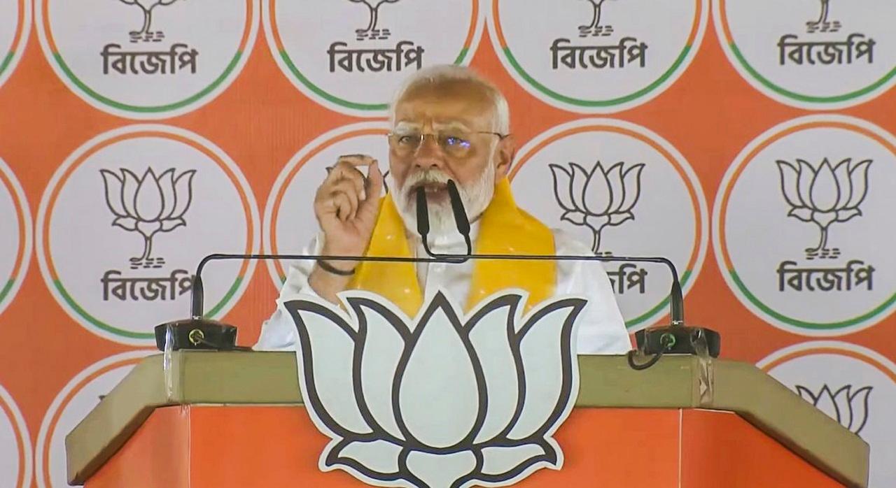 Addressing back-to-back election rallies at Bardhaman-Durgapur and Krishnanagar, PM Modi also criticised the Trinamool Congress for its 
